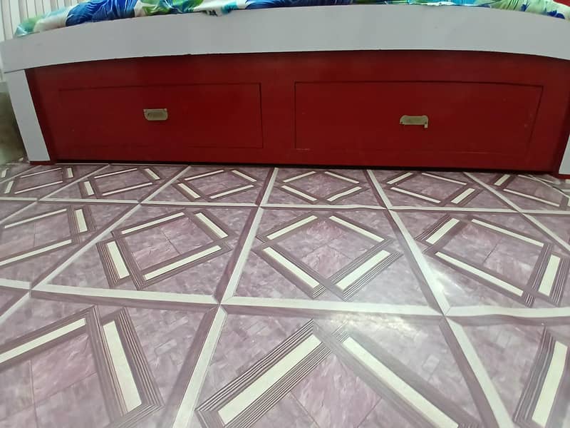 only bed 2