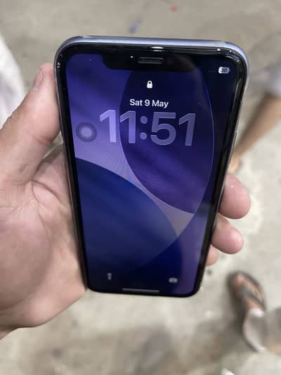 iphone 11 64BG JV
