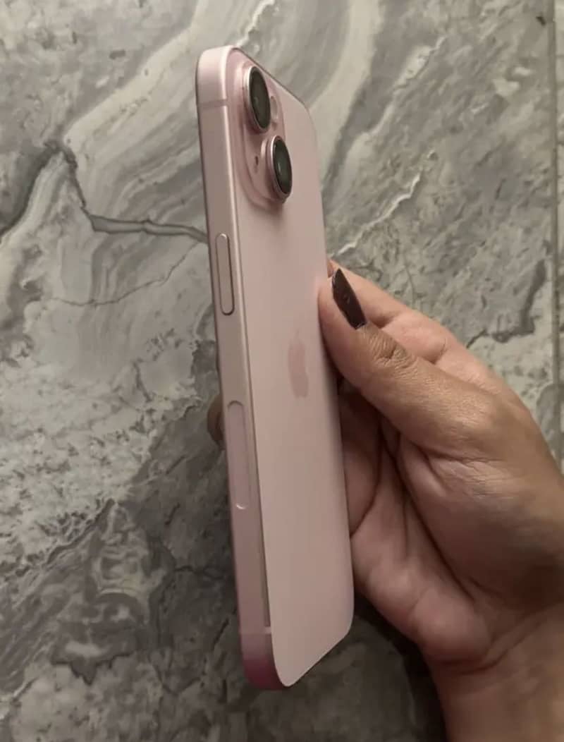 iPhone 15 plus 0