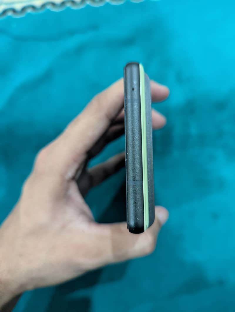 Google Pixel 6 5