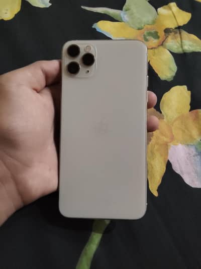 apple iphone 11 pro max white colour