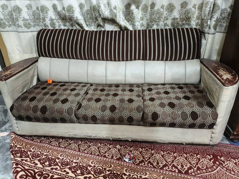 5 Seter sofa set 3