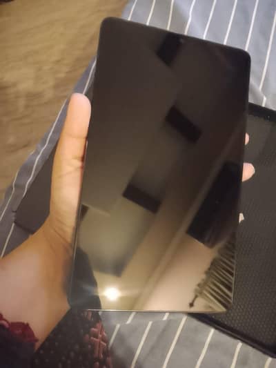 samsung tablet slightly used contacf on 03341335691 not on shown numbe