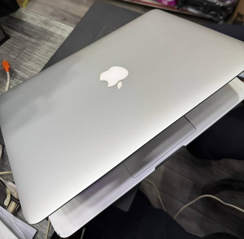 MacBook 2015 pro 0