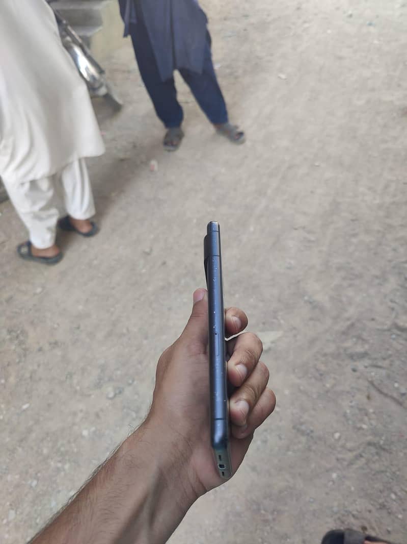 Google Pixel 7 4