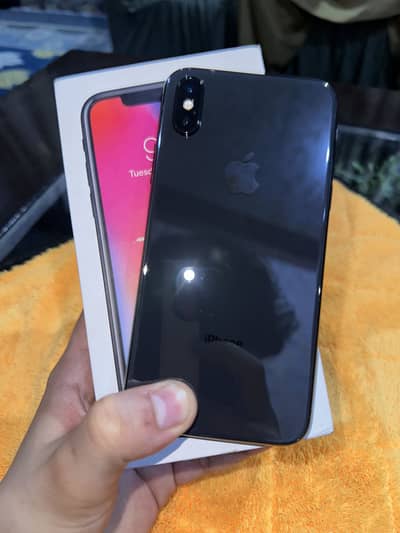 Iphone x only use 6 months with full paking brand new