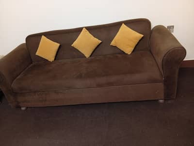 SOFA SET 5 SEATER WITH CUSIONS