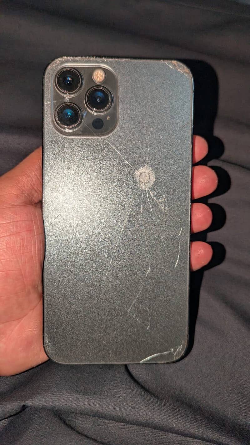 Iphone 12 pro max 3