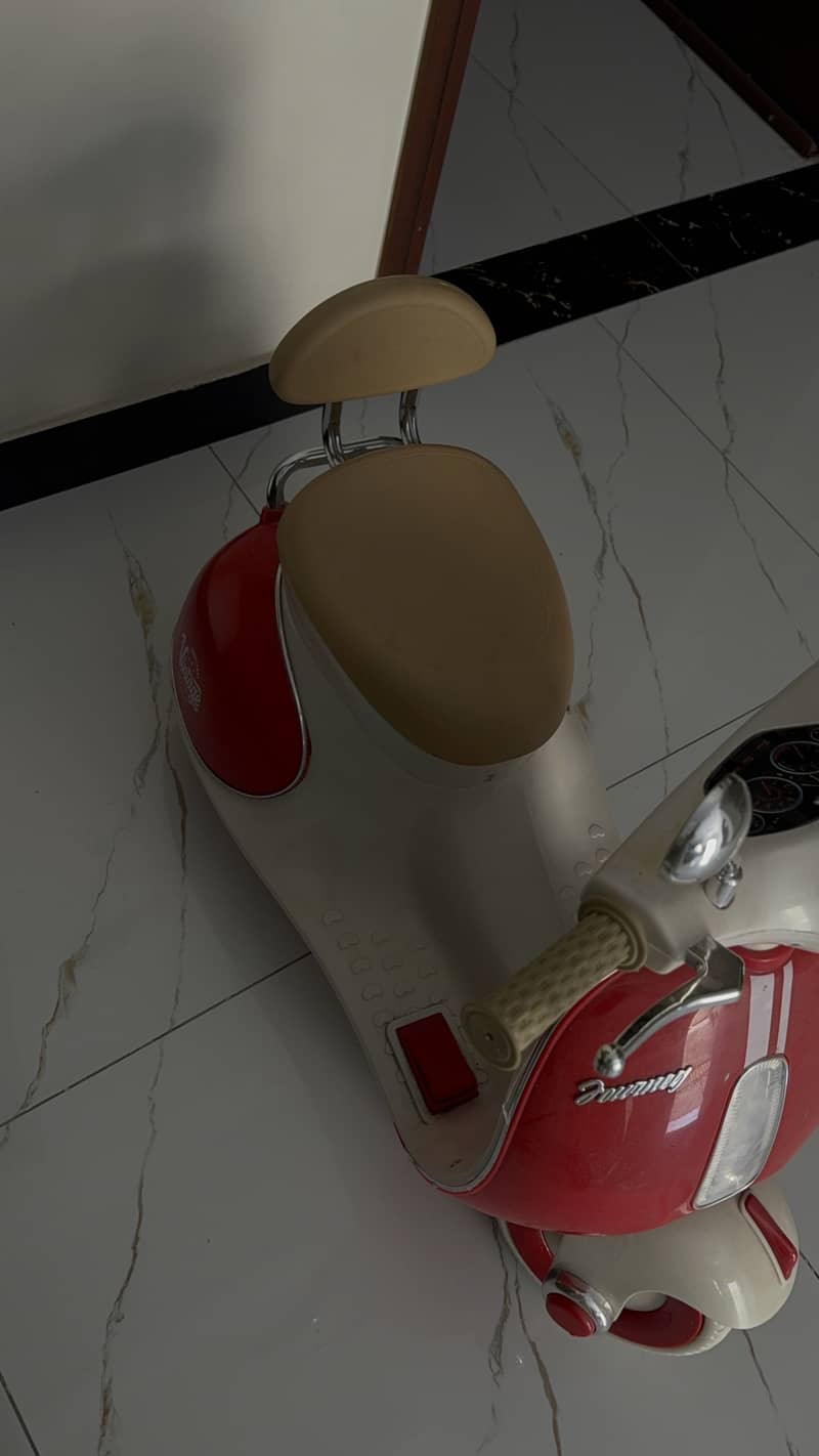 Scooty 4