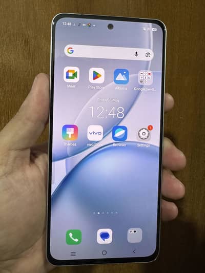 Vivo y400 mobile for sale complete saman hai