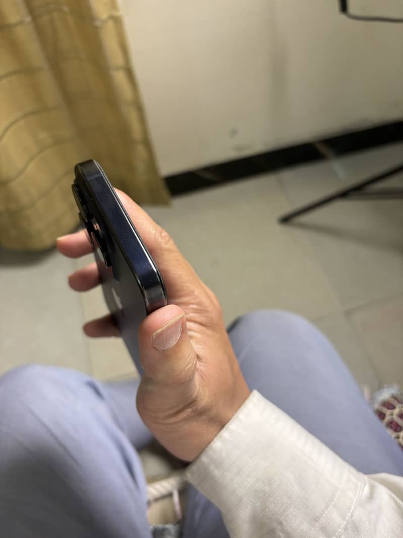 iPhone 15pro 6