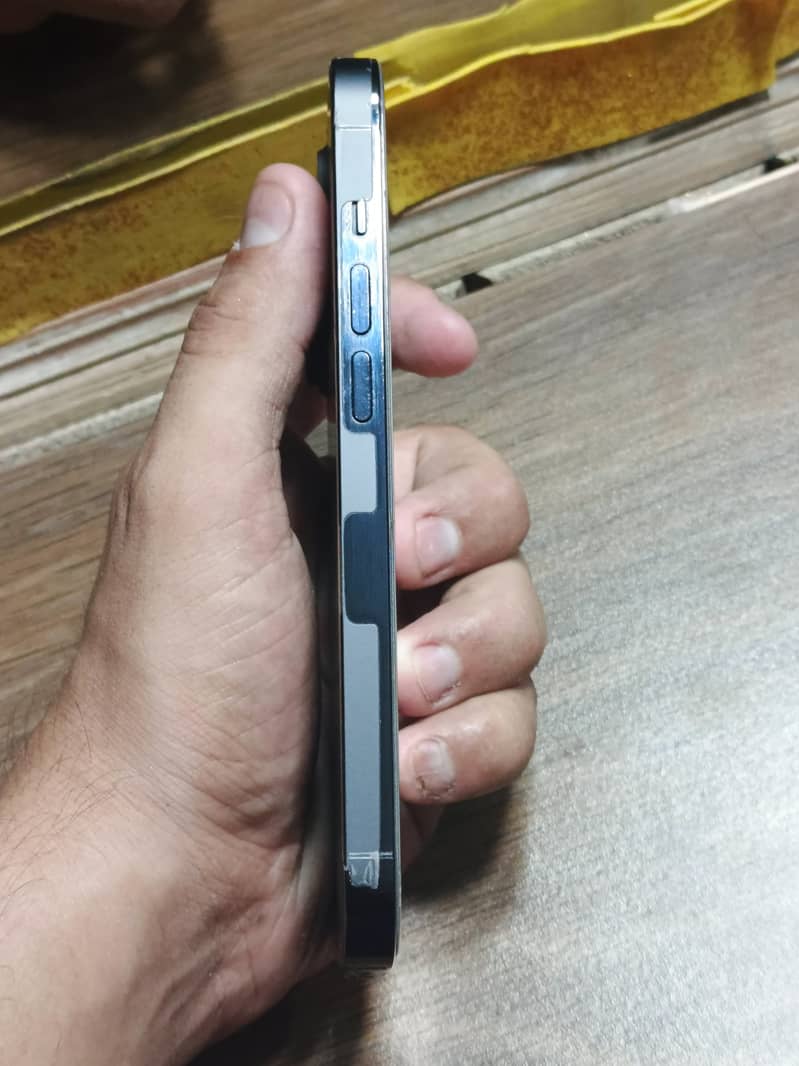 Iphone 14 pro 4