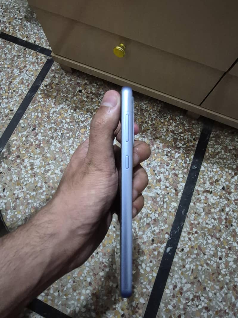 Samsung A33 4