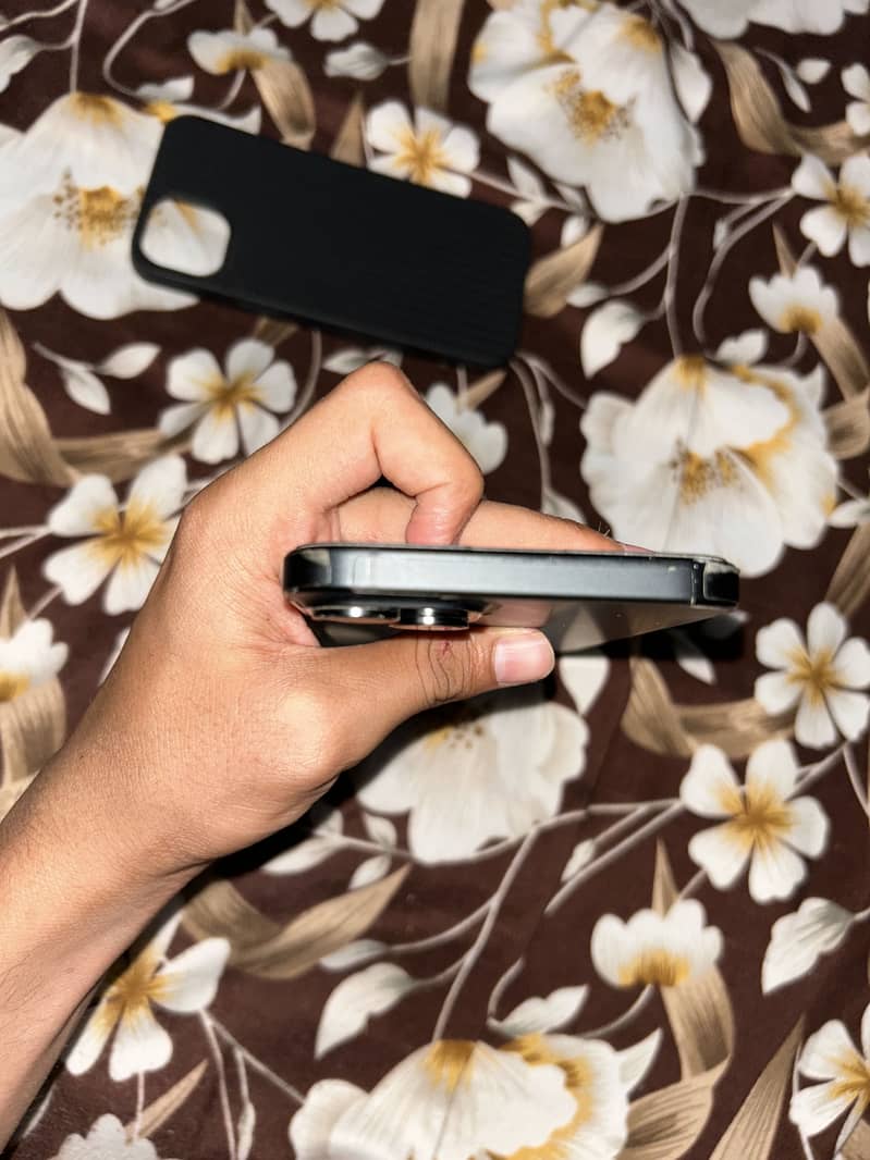 Iphone 15 plus 1