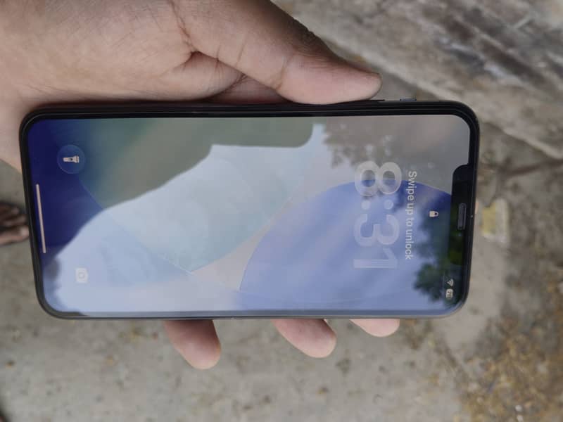 iPhone 11 pro max 2