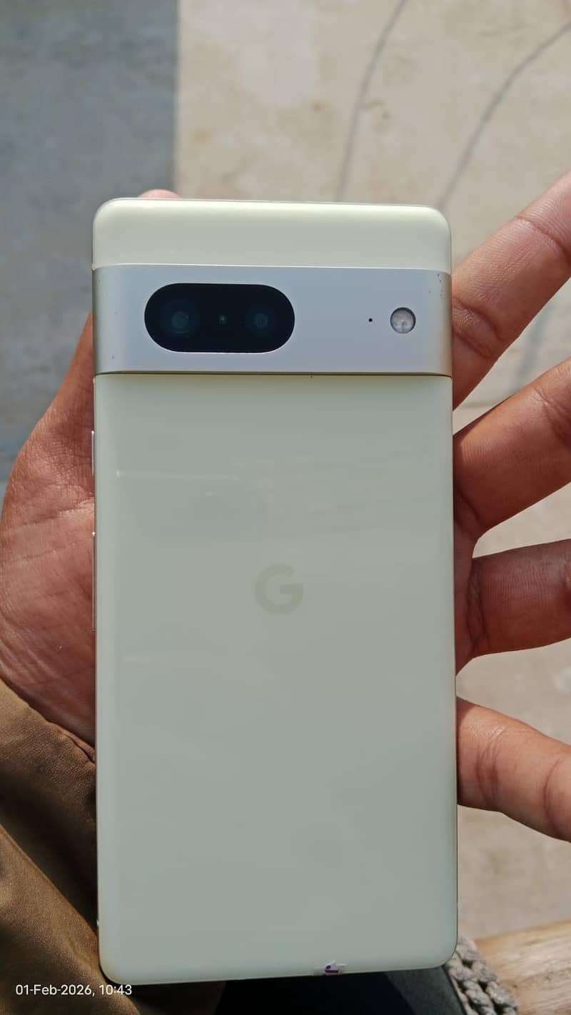 Google pixel 7 4