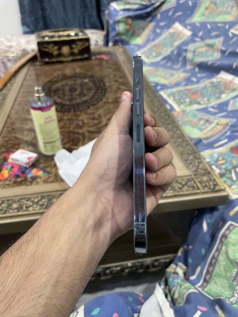 IPHONE 13 PRO MAX 6