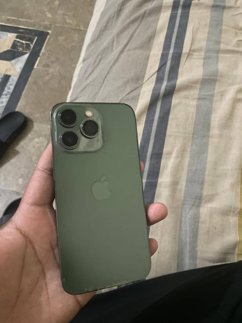 iPhone 13 Pro 1