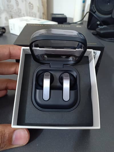 Samsung Galaxy Buds4 For Sale