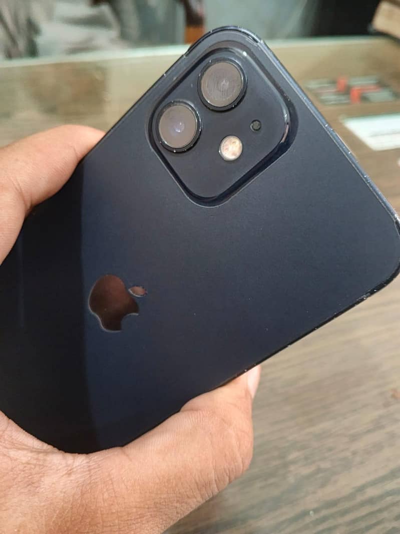 iphone 12 3