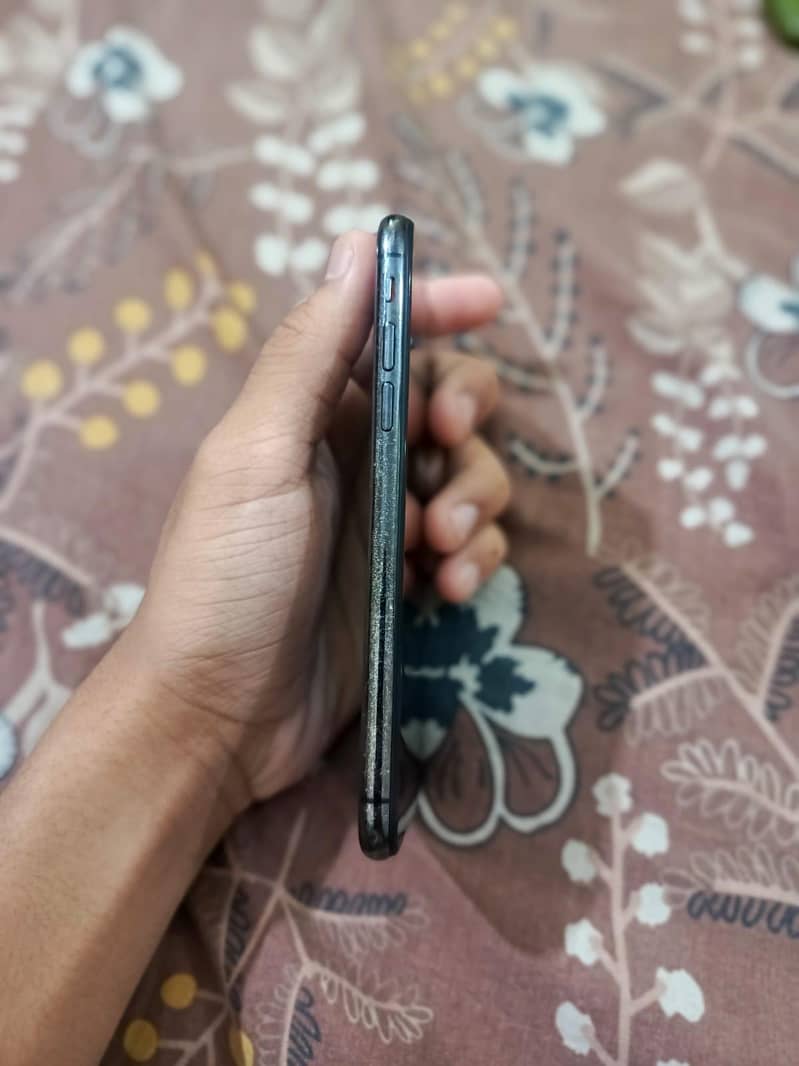 apple iphone x 1