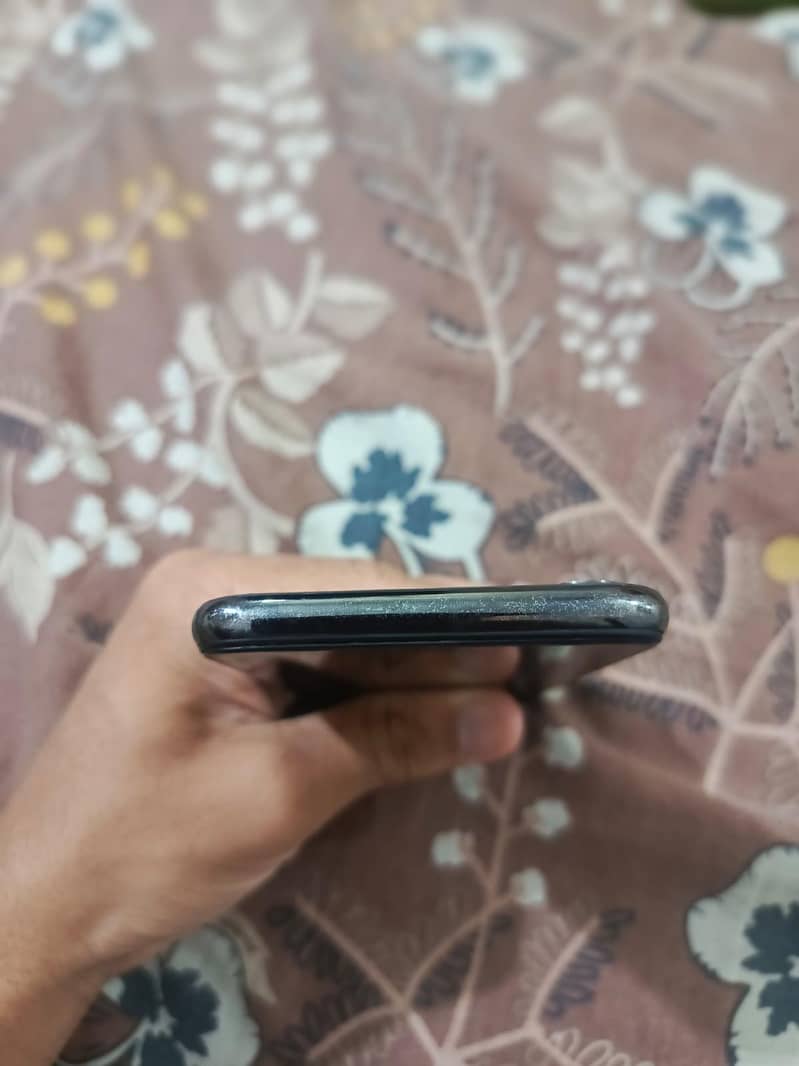 apple iphone x 4
