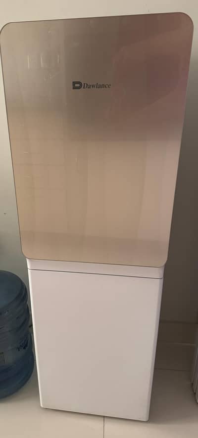 Dawlance water dispenser