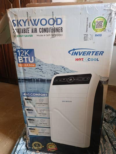 SKYWOOD ac 10 / 10 condition  koi Kam nhi hua bilkul saf hai
