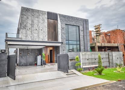PHASE 6 1-KANAL BRAND NEW SEMI FURNISHED HOUSE WITH FULL BASEMENT FOR RENT
