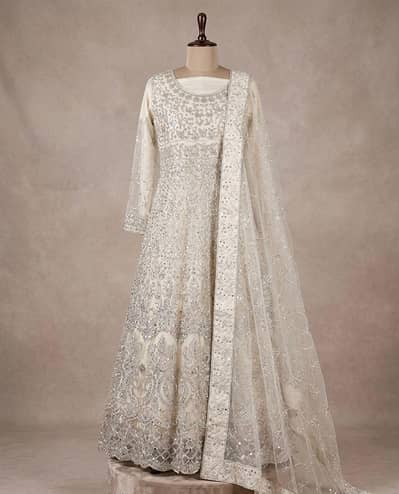 Heavy Embroidered White formal  Dress - Perfect 10/10 Condition