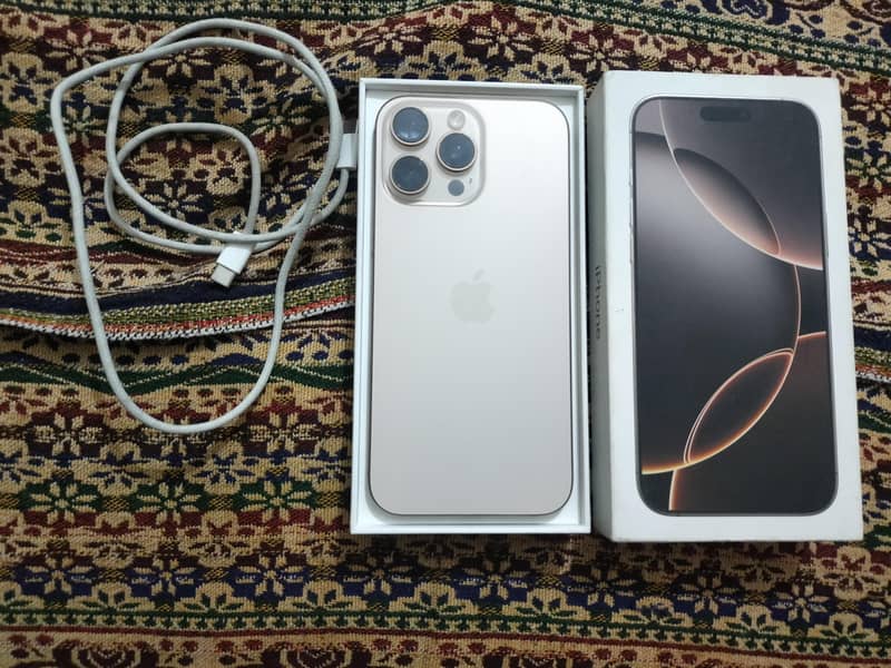 iphone 16 Pro Max 2