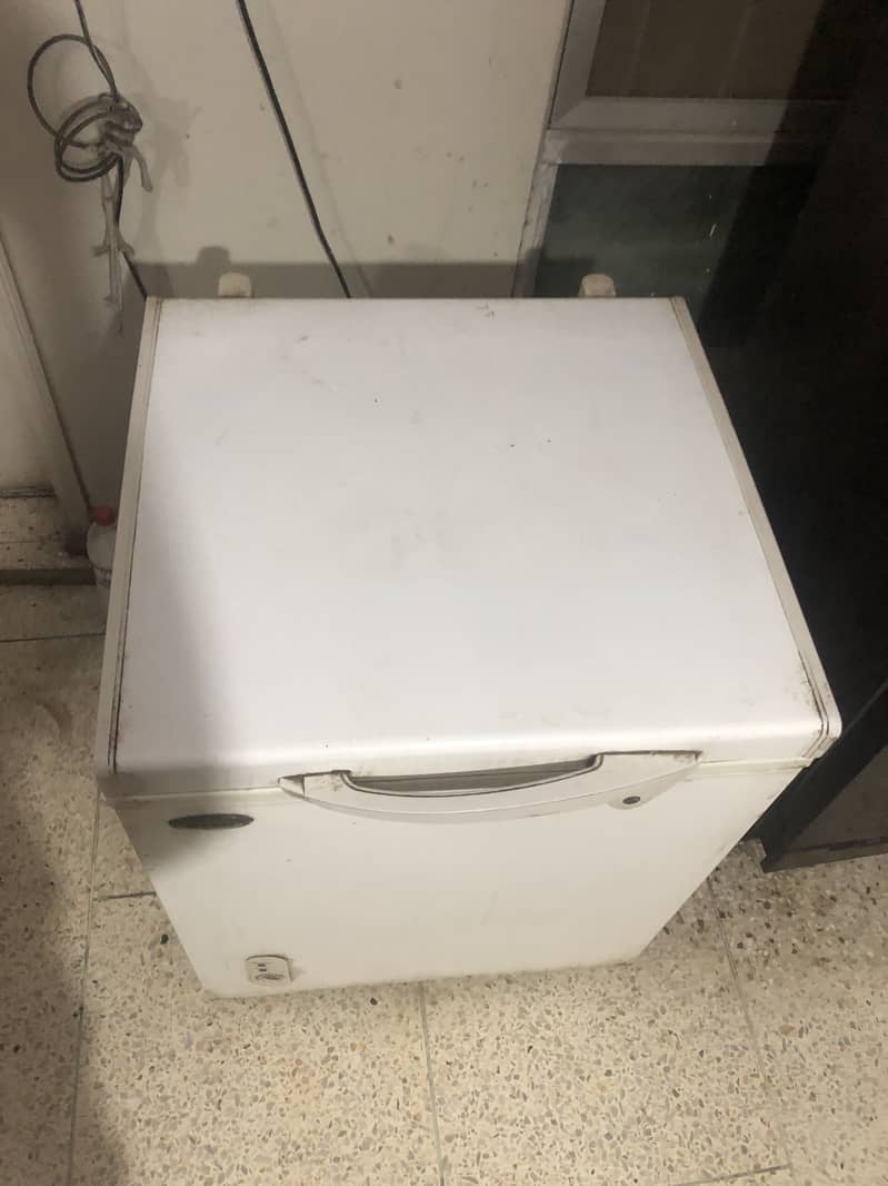 Waves deep freezer 1