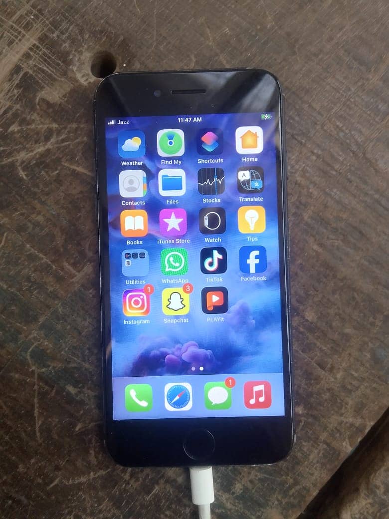 Apple iPhone 7pta 0