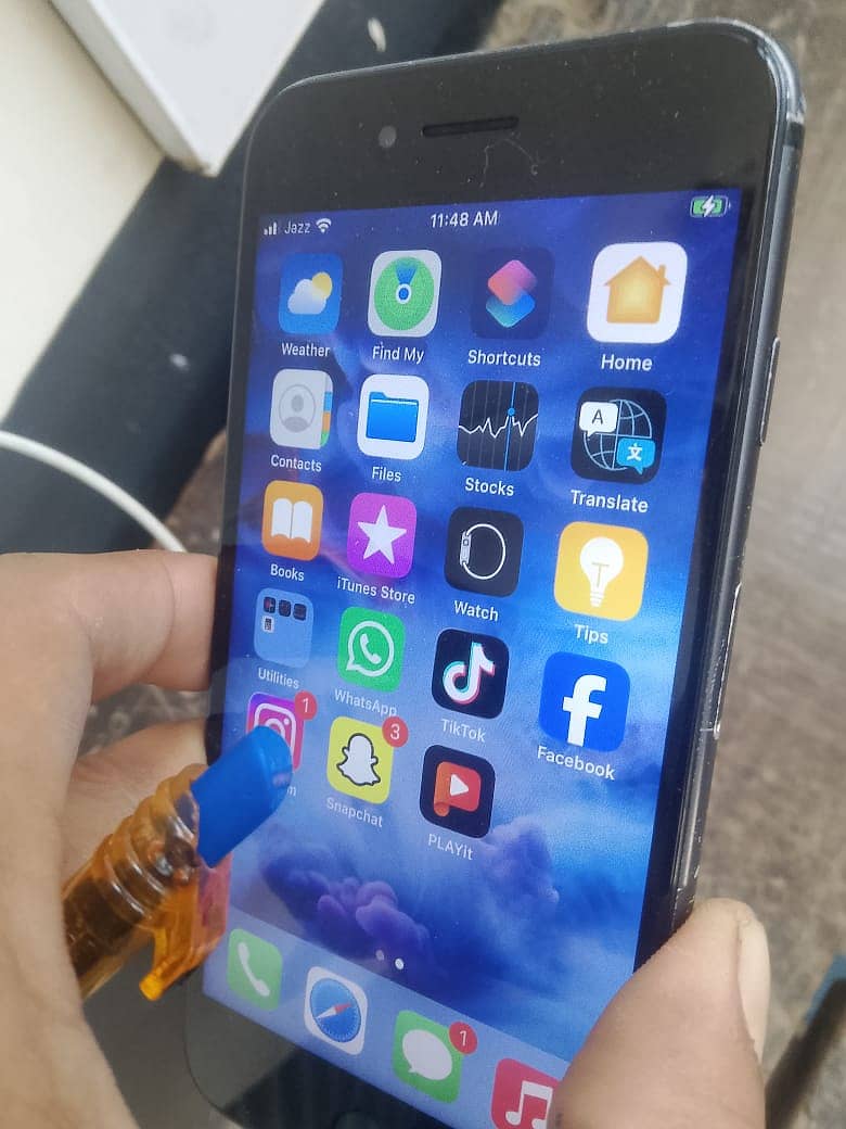 Apple iPhone 7pta 1
