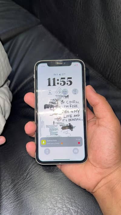iphone xr  watt contact 03213138881