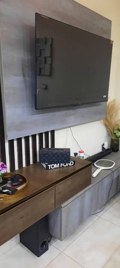 LED console