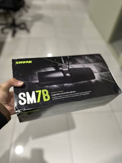 Shure SM7B Microphone