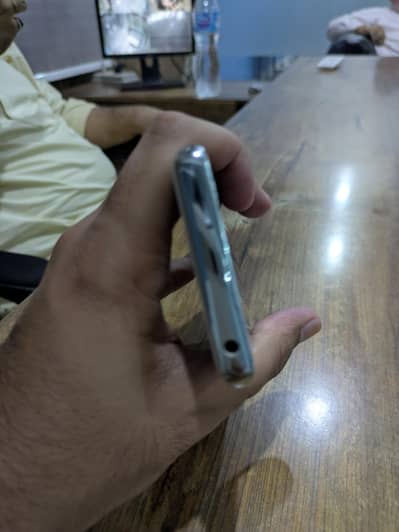 Rakuten hand 5G PTA Approved good for hotspot