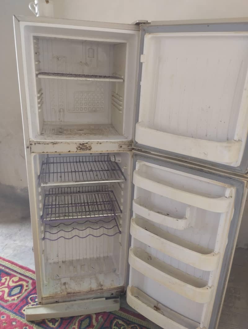 Orient Refrigerator 2