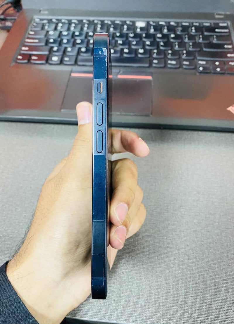 iPhone 14 0