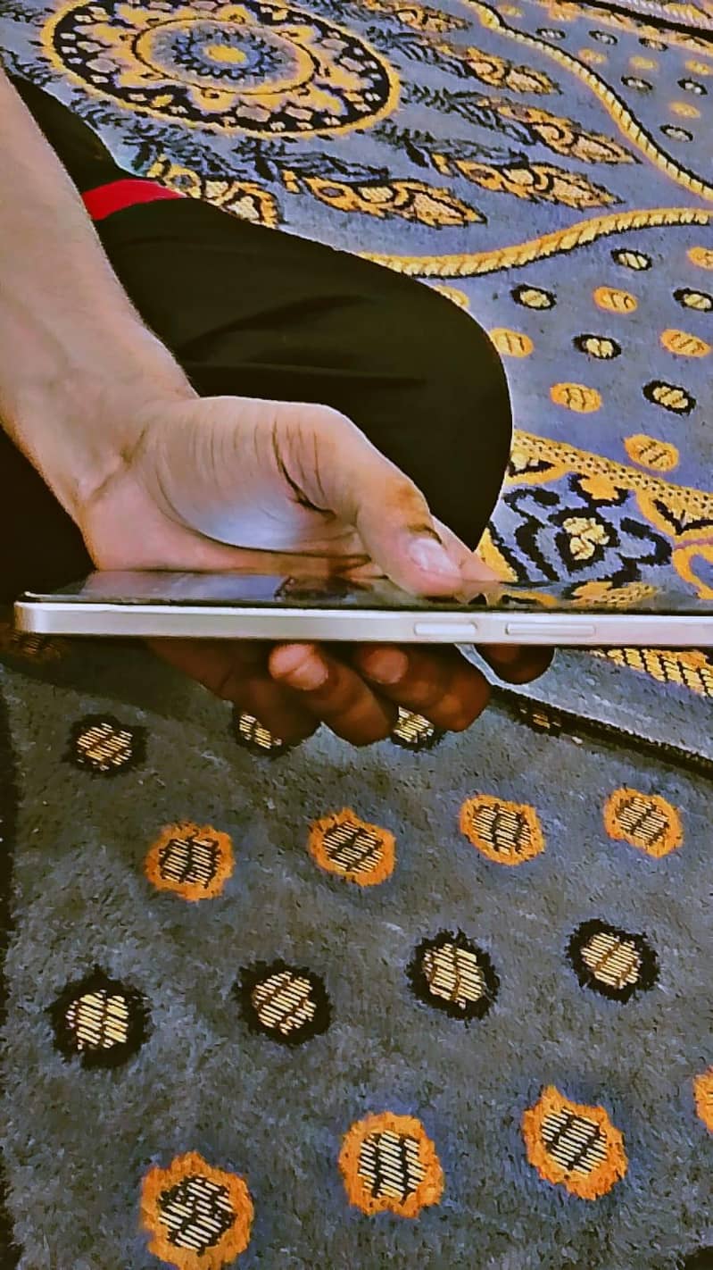 Realme Note 70 0