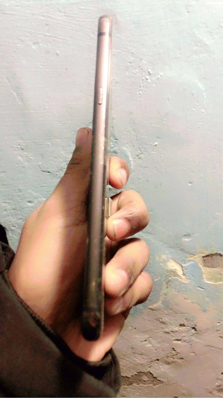 Mobile 1