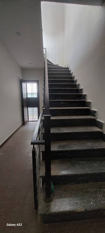 5 bed dd 150 yards town house for sale behind dolmen mall tariq road and khalid bin waleed road