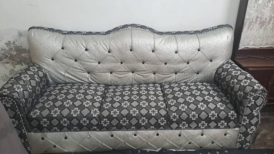 used sofa 2