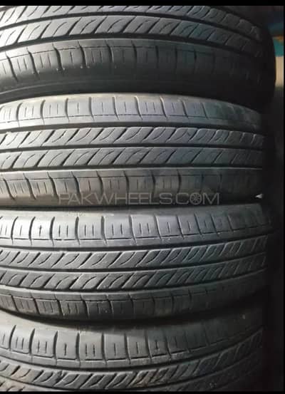 Tittle 145.80. 13 Dunlop  145.80. 13 dunlop