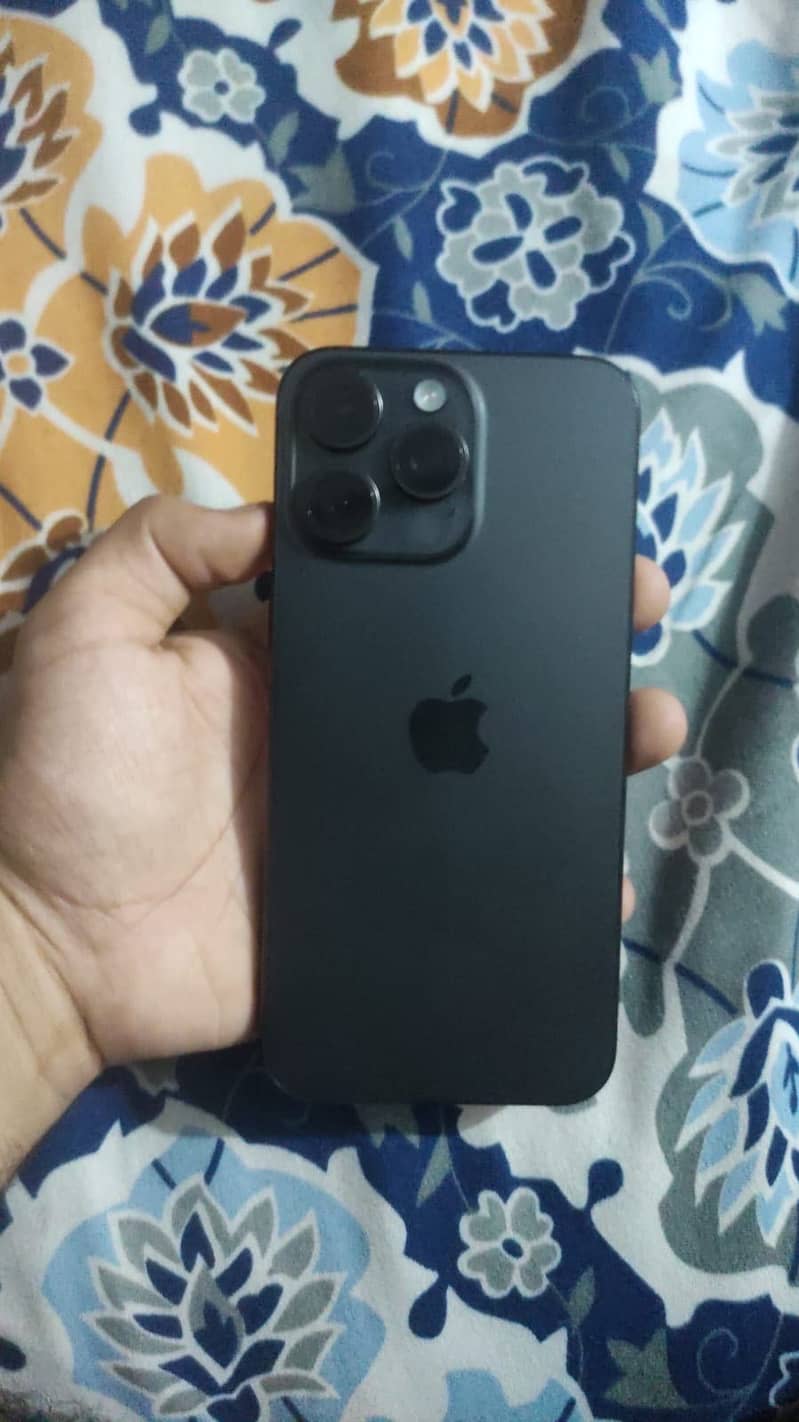iphone 15 pro max 1