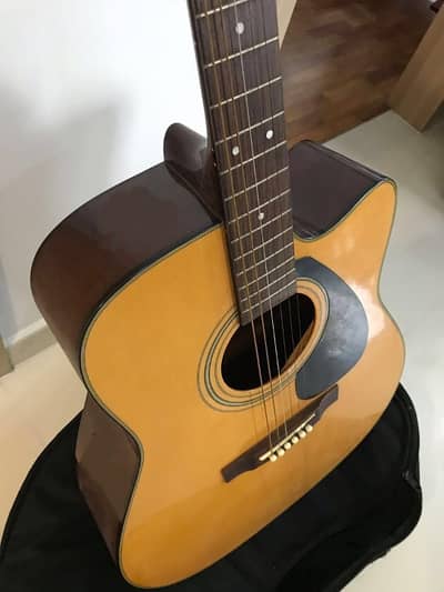 Brand New Guitar with warranty & Complete Accessories