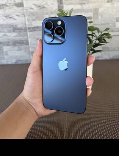 Iphone 15 pro max 256 Jv