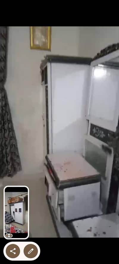 furniture is salling