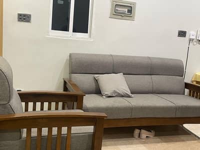 5 seater Sofa for Sale